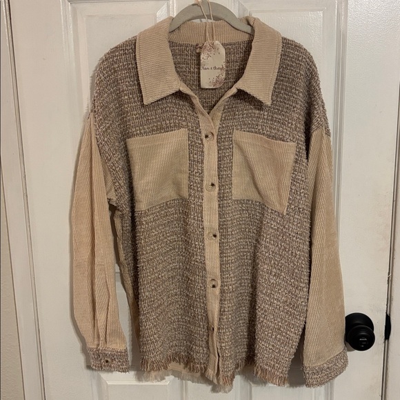 Hem & Thread Shacket Top - Picture 3 of 8